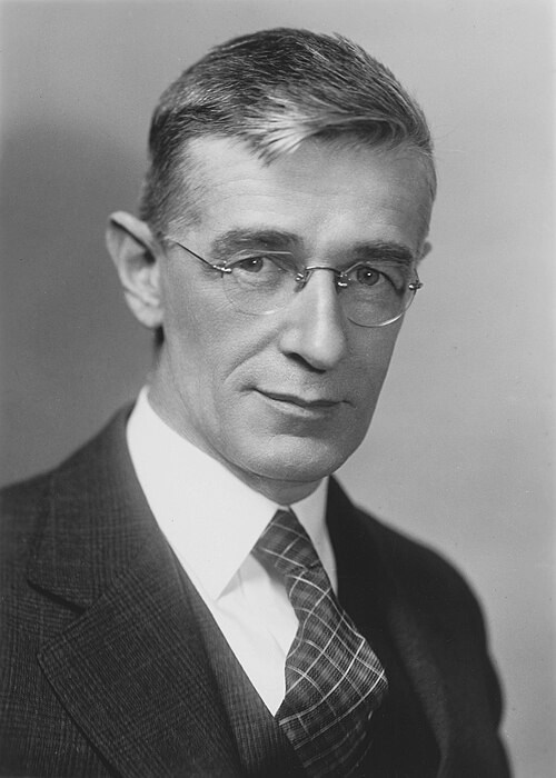 Portrait of Vannevar Bush.